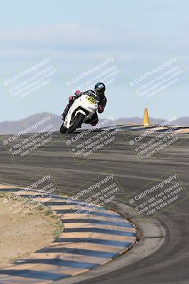 media/Nov-16-2025-Race Pace (Sun) [[8c5fa54630]]/Verified Riders/1-Turns 9 and 10 (925am)/